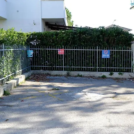 691 - Trilocale Al Primo Piano Nel Centro Di Marcelli, Climatizzato, A Soli 150 Mt Dal Mare - Spiaggia Inclusa Nel Prezzo *